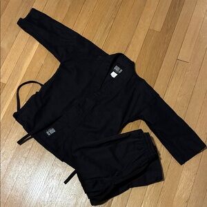 Black Martial Arts Uniform Set, size 00
